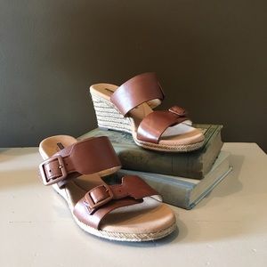 NWT women’s Clark wedge sandal